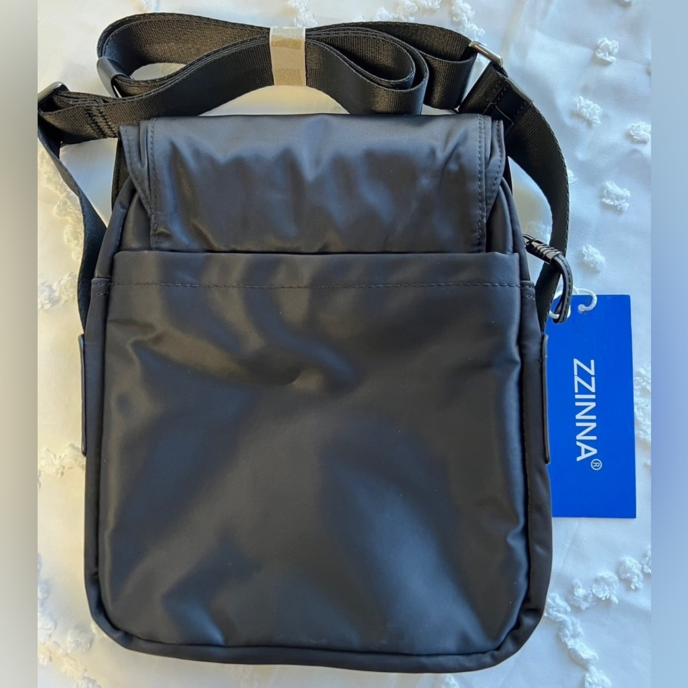 ZZINNA light weight messenger bag for man & woman - Picture 5 of 5